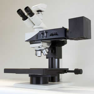 Leica DM2500 MH Materials Microscope