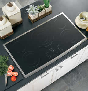 GE PP975SMSS Profile Built-In CleanDesign Cooktop